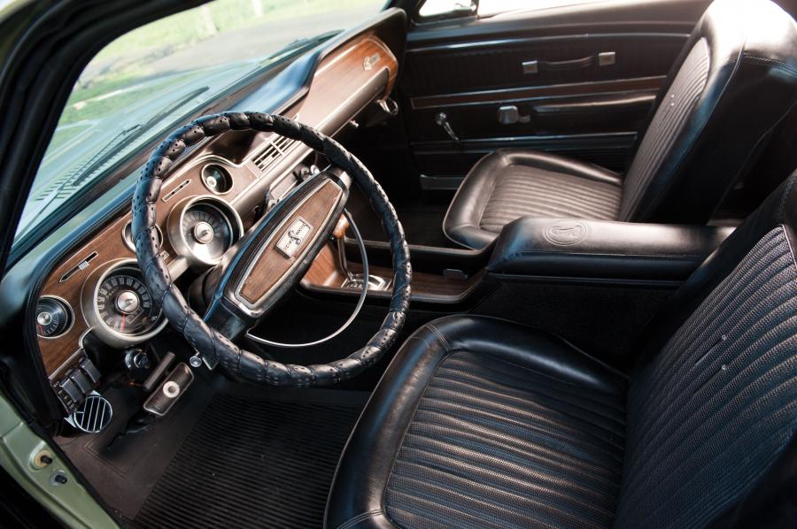  Shelby GT500 KR Fastback 1968 года  (фото 30 из 40)